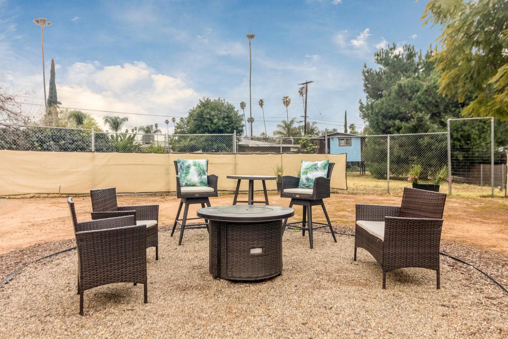 9Min To Univ Of Redlands Spacious Boho Home 5Min To Downtown Discounts Εξωτερικό φωτογραφία